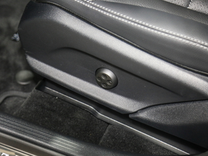 2020GLC 260 4MATIC ISUV g