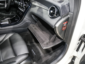 2020GLC 260 4MATIC ISUV g