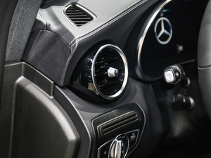 2020GLC 260 4MATIC ISUV п؅^(q)