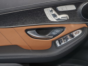 2020GLC 300 4MATIC ISUV g