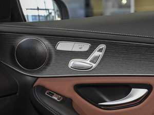 2020GLC 300 4MATIC ISUV g