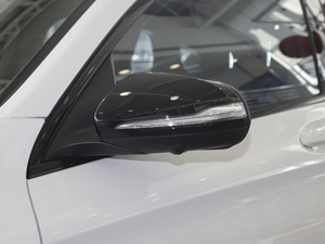 2020GLC 260 4MATIC ISUV ^