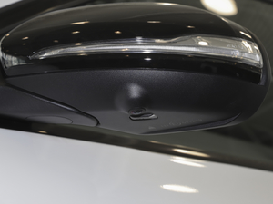 2020GLC 260 4MATIC ISUV ^