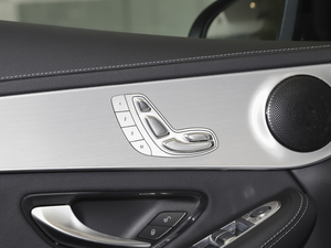 2020GLC 260 4MATIC ISUV g