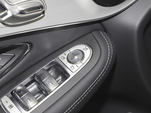 2020GLC 260 4MATIC ISUV g