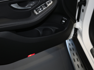 2020GLC 300 4MATIC ISUV ǰT(ch)g