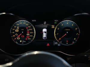 2020GLC 300 4MATIC ISUV x