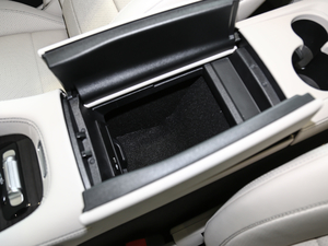 2020GLS 450 4MATIC Ӹ g