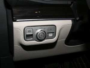 2020GLS 450 4MATIC Ӹ п؅^