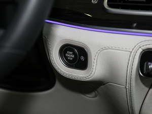 2020GLS 450 4MATIC Ӹ п؅^