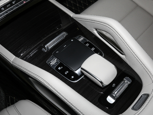 2020GLS 450 4MATIC Ӹ п؅^