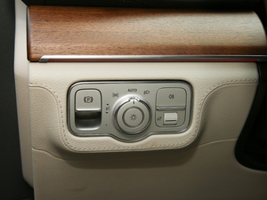 2020GLS 450 4MATIC A п؅^(q)