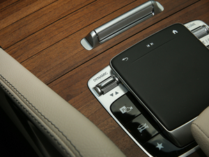 2020GLS 450 4MATIC A п؅^(q)