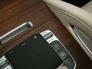 2020GLS 450 4MATIC A п؅^(q)