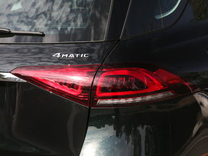 2020GLE 450 4MATIC r ^