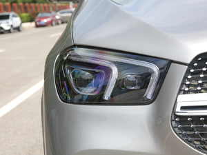 2020GLE 450 4MATIC r ^