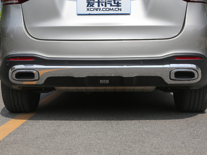 2020款GLE 450 4MATIC 时尚型 排气管