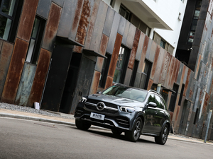 2020GLE 450 4MATIC r(sh) w^