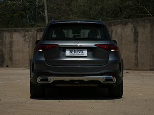 2020GLE 450 4MATIC r ^