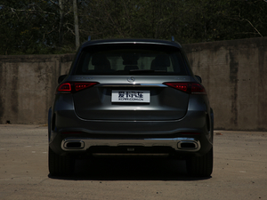 2020GLE 450 4MATIC r ^