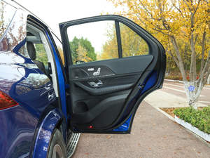 2020GLE 450 4MATIC r g