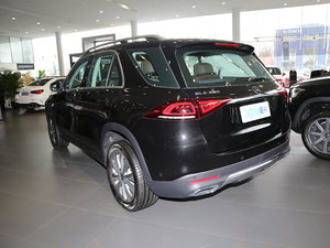 2020款GLE 350 4MATIC 动感型 左后45度