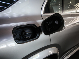 2020款改款 GLE 450 4MATIC 豪华型 油箱盖