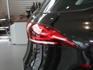 2020Ŀ GLE 450 4MATIC r ^