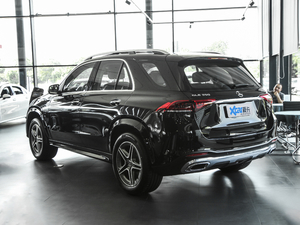 2020款改款 GLE 350 4MATIC 豪华型 左后45度