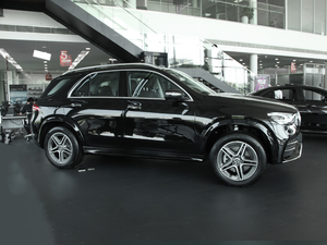 2020款改款 GLE 350 4MATIC 豪华型 正侧（左）