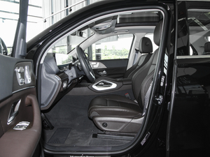 2020款改款 GLE 350 4MATIC 豪华型 前排空间