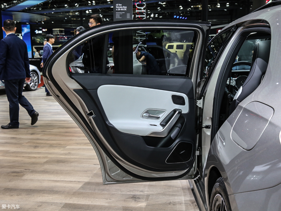 2019YA(M) A 220 4MATIC