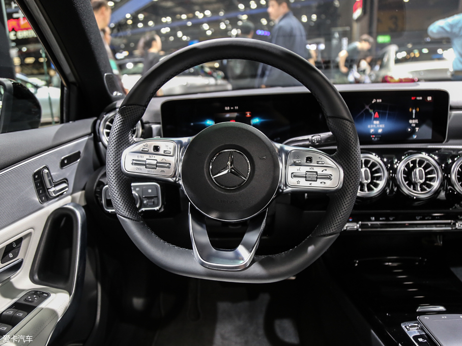 2019YA(M) A 220 4MATIC