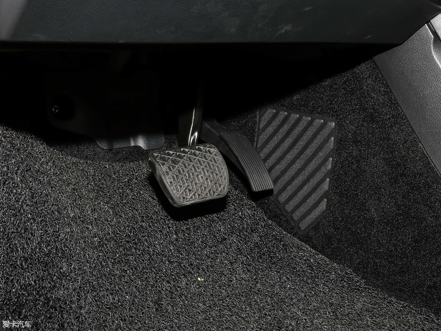 2019��YA��(�M��) A 200 �Ӹ���