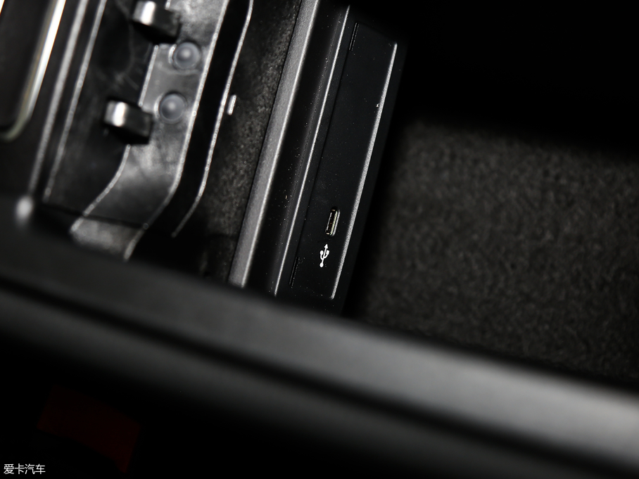 2019YA(M) A 200 Ӹ