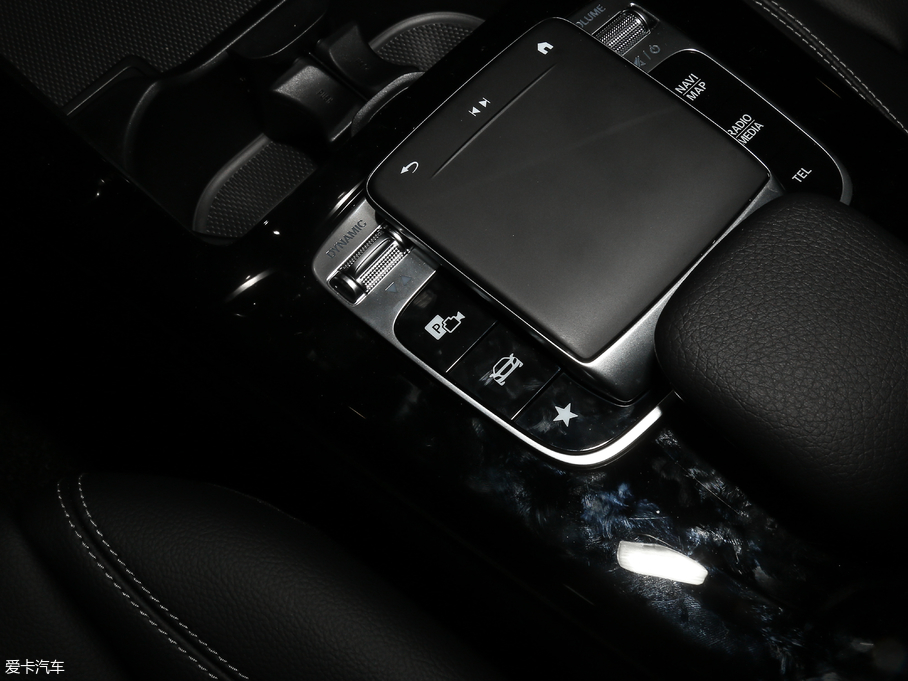 2019��YA��(�M��) A 200 �Ӹ���