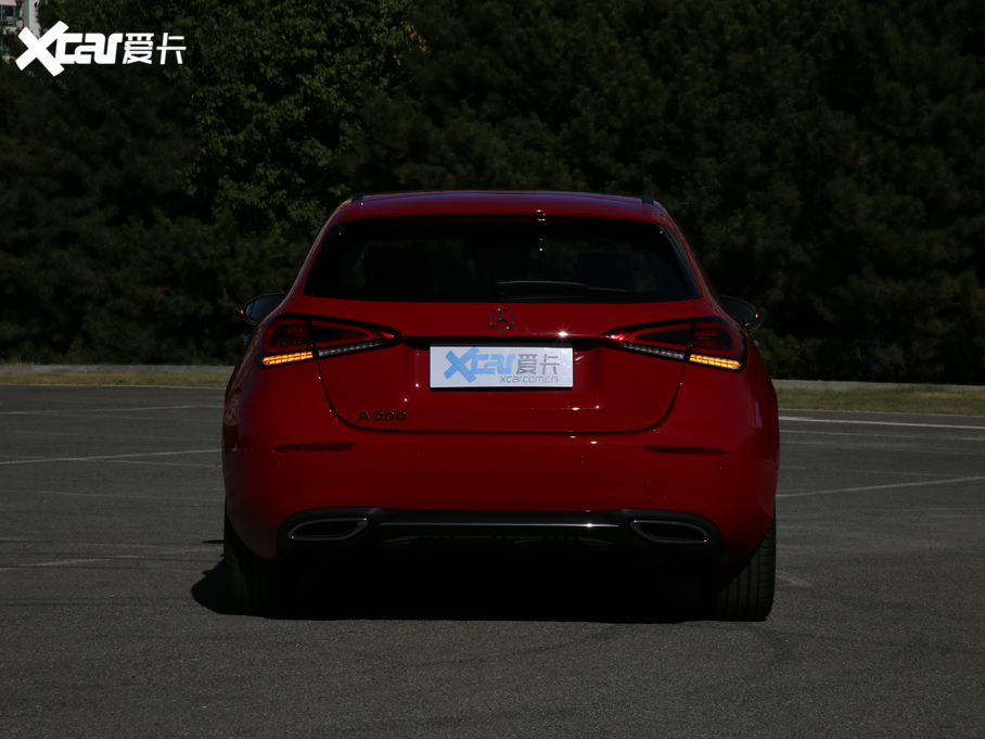 2019YA(M) A 200 r