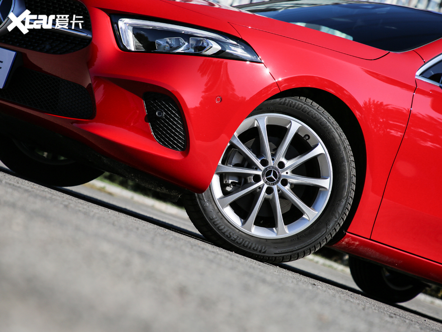 2019YA(M) A 200 r