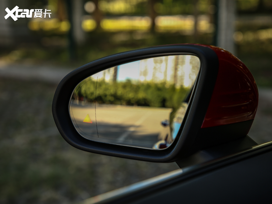 2019YA(M) A 200 r