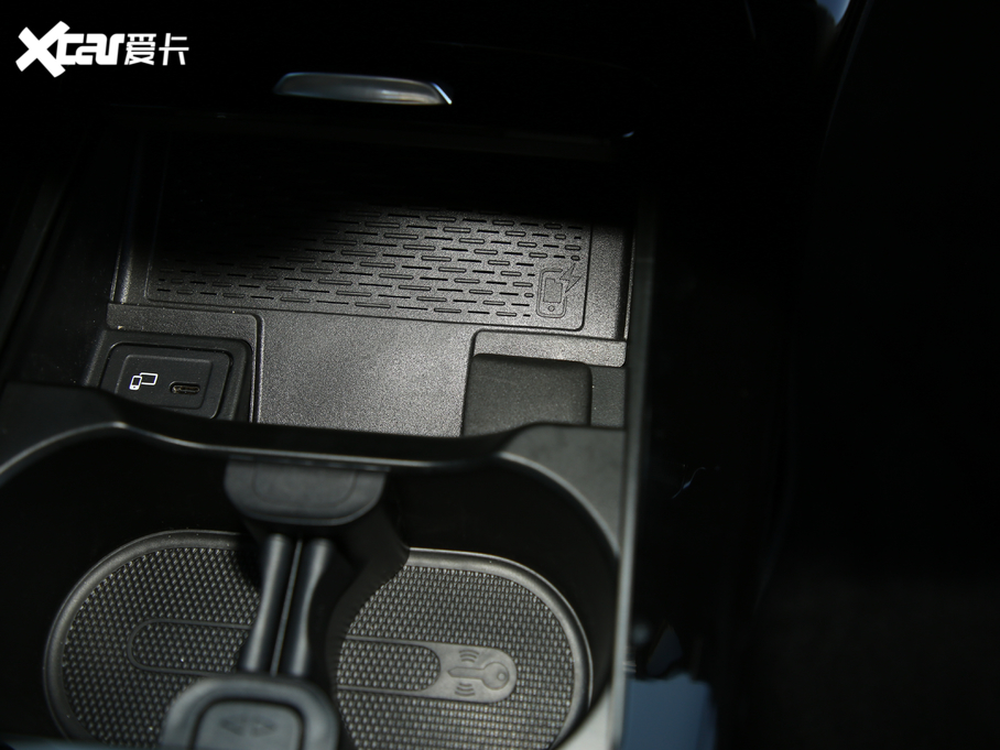 2019YA(M) A 200 r