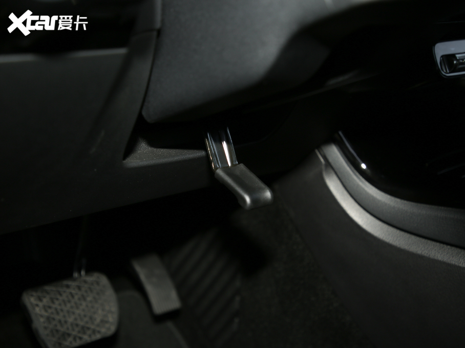 2019YA(M) A 200 r