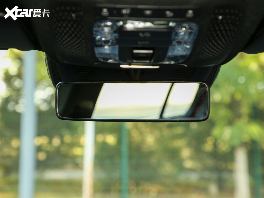 2019YA(M) A 200 r