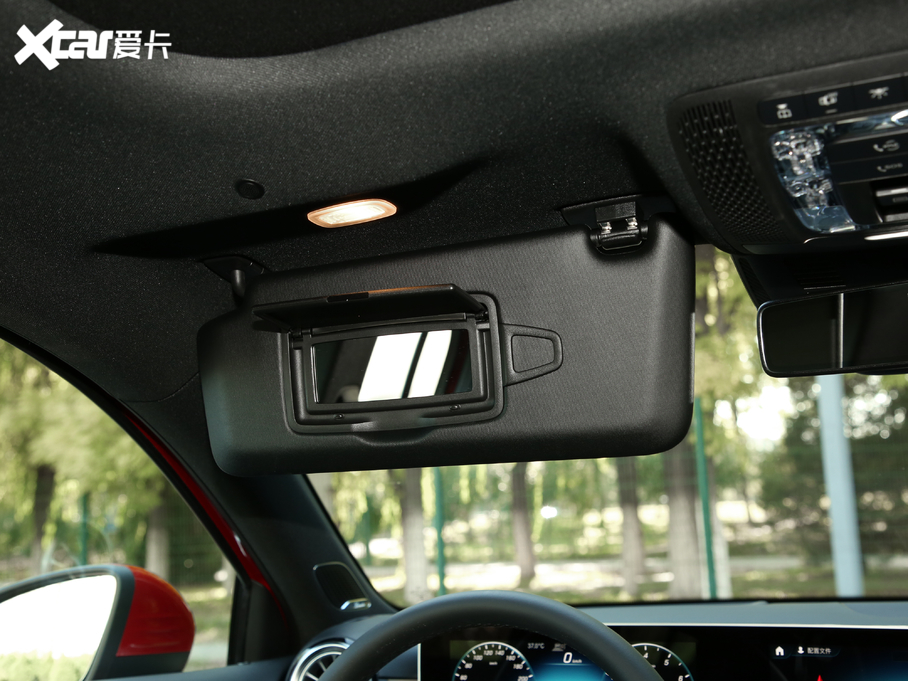 2019YA(M) A 200 r