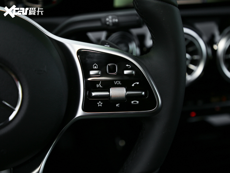 2019YA(M) A 200 r