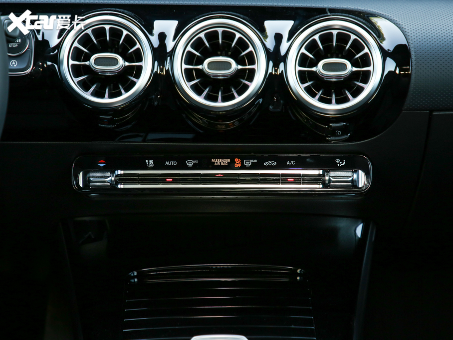 2019YA(M) A 200 r