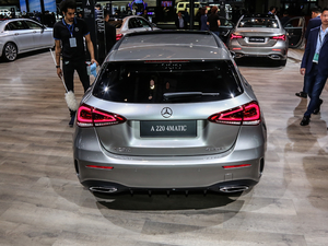 2019款A 220 4MATIC 正后	