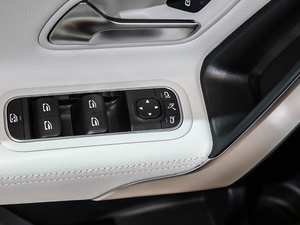 2019A 220 4MATIC п؅^