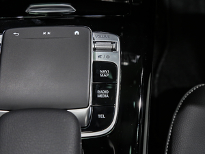 2019A 220 4MATIC п؅^