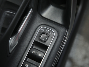 2019A(y) 200 r п؅^(q)