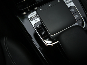 2019A(y) 200 r п؅^(q)